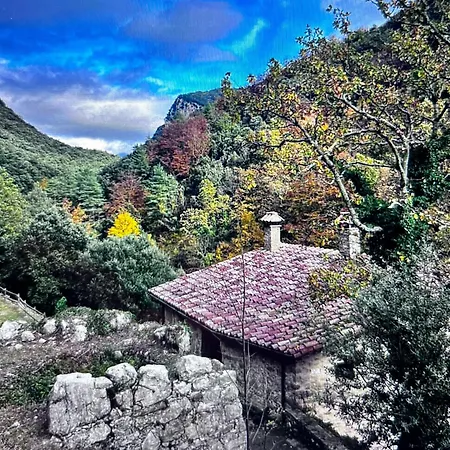Lodge El Moli Masia Tornafort